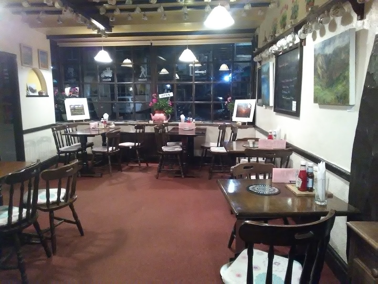 The White Hare Cafe · Photos 3